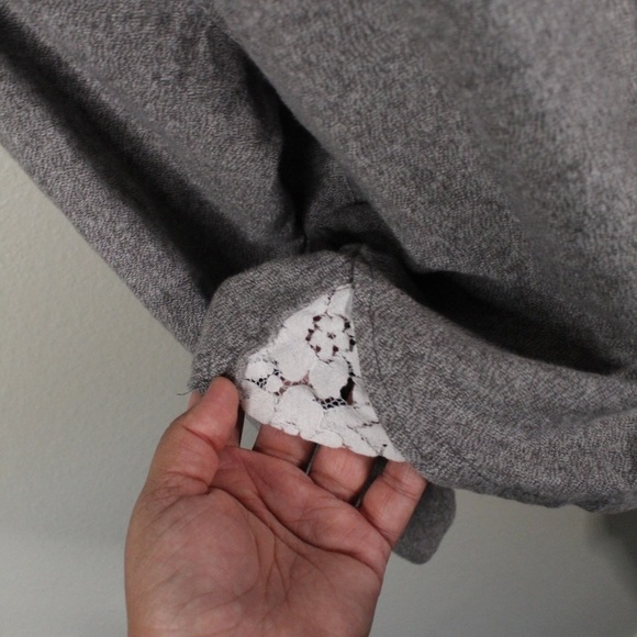 Relativity Womans Grey Long Sleeve Top with White Floral Design - Size 2X - Picture 3 of 6